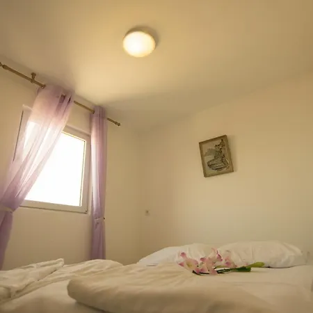 Kula Sabunike Apartman Privlaka (Zadar)