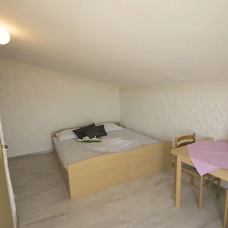 Kula Sabunike Apartment Privlaka (Zadar)
